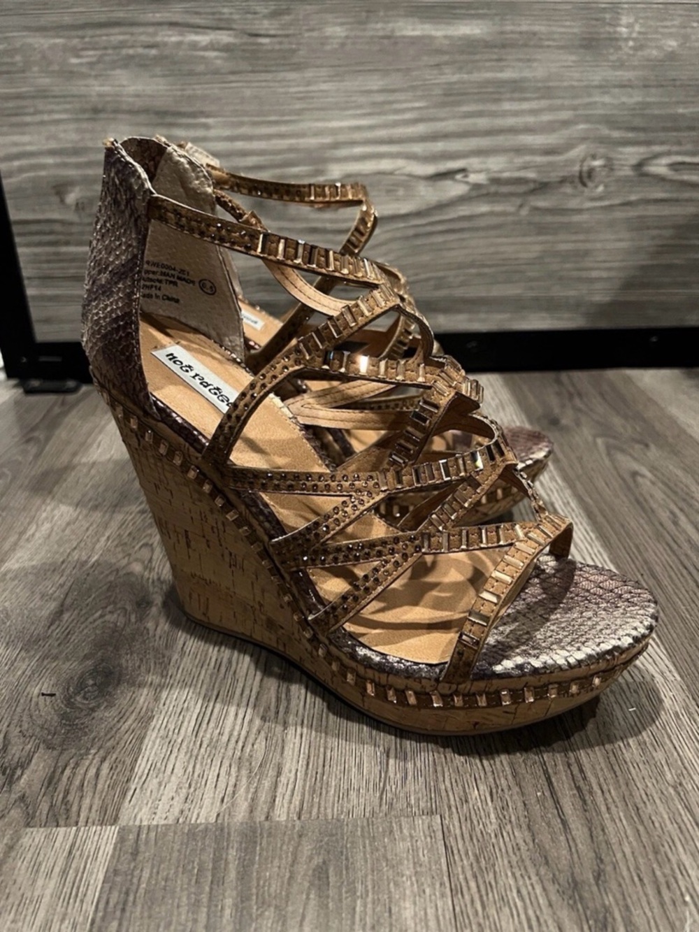 Not Rated Woman's Wedges Brand New w/ out Box US Size 8.5